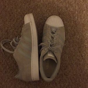 Women’s Adidas sneakers